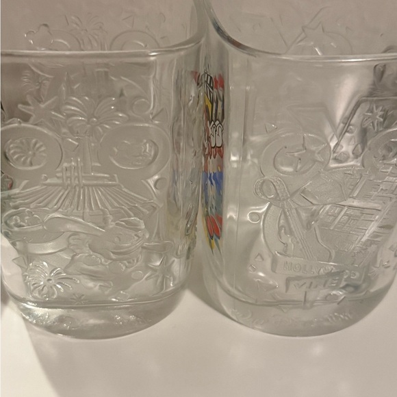 McDonalds Disney MILLENIUM Square Glasses Set of 2- Vintage 2000 Collectible! - Picture 3 of 4